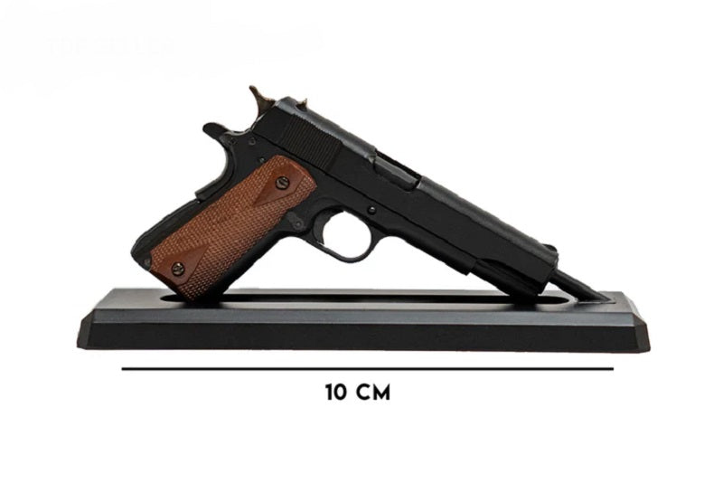 GoatGuns 1/3 Scale Diecast Starter Pack 3 Model Guns with accessories and Gun Rack KIT-STARTER